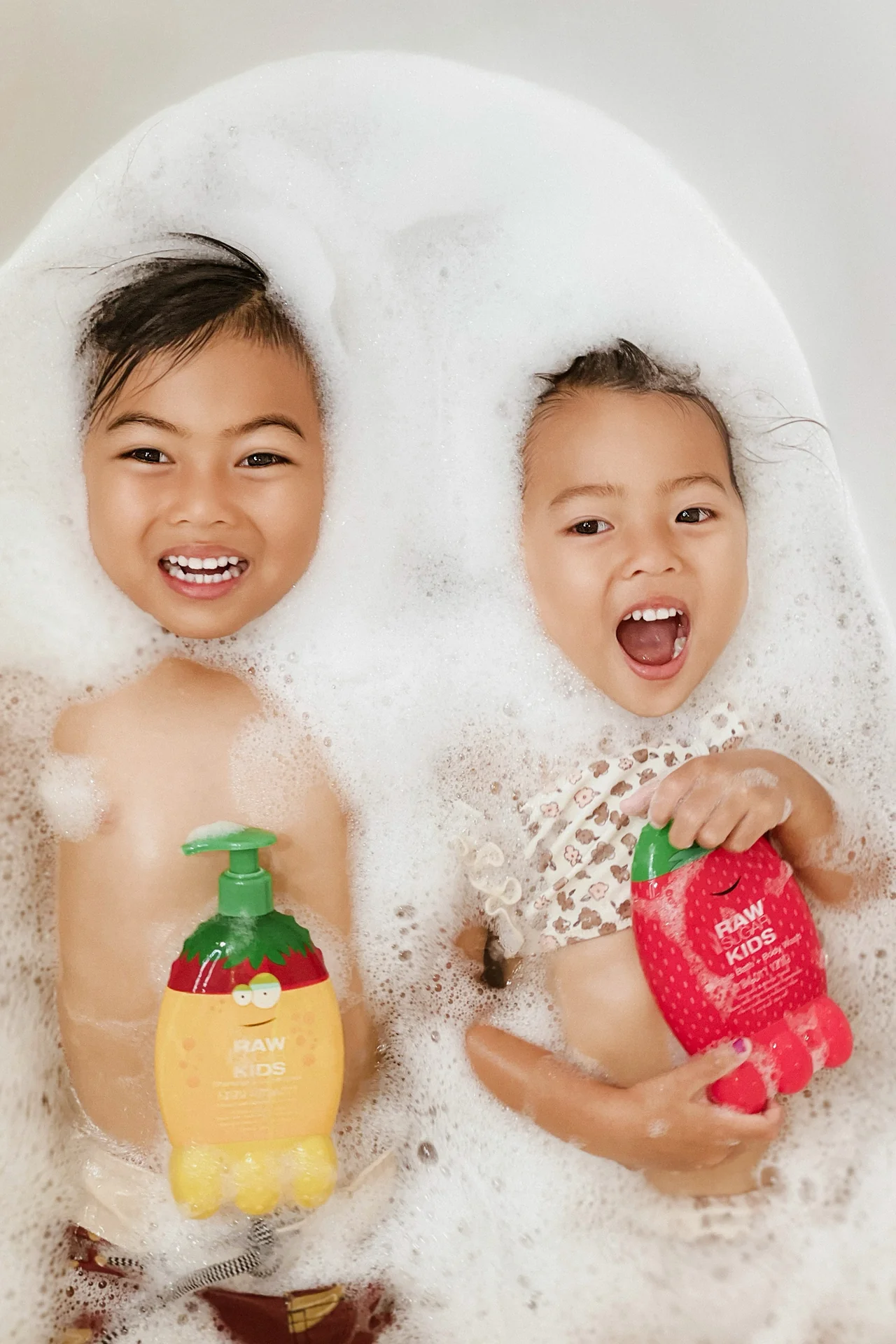 Kids' 2-in-1 Bubble Bath + Body Wash | Strawberry Vanilla | 12 fl oz - Image 6