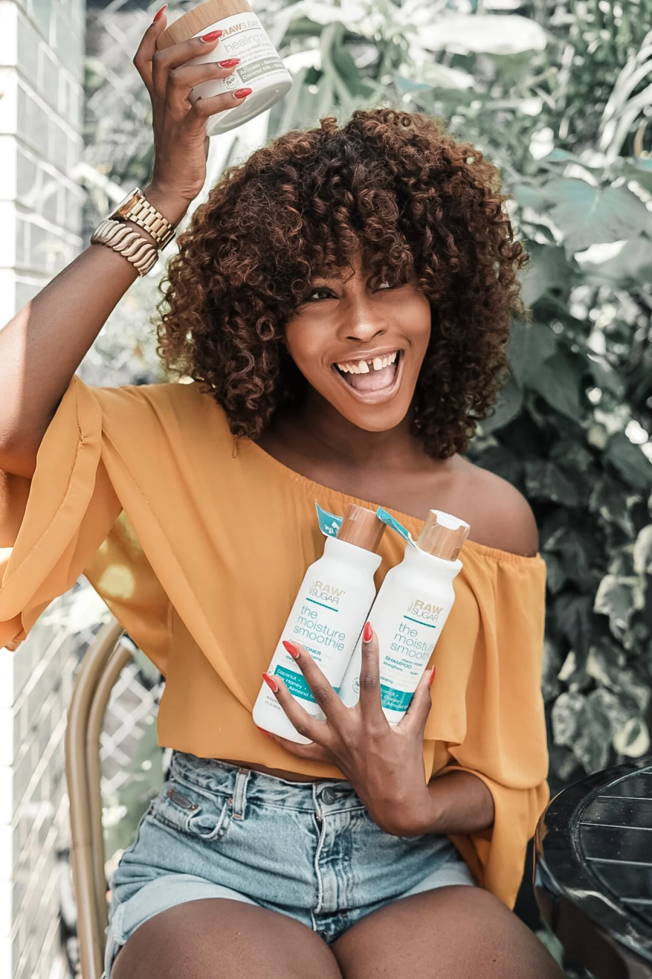 The Moisture Smoothie Conditioner | Coconut + Agave + Sweet Almond Milk | 18 fl oz - Image 5